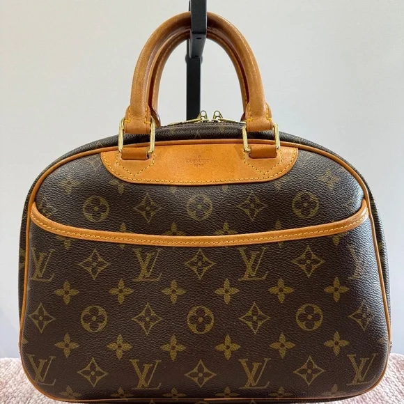 Louis Vuitton Trouville Monogram - Picture 1 of 16